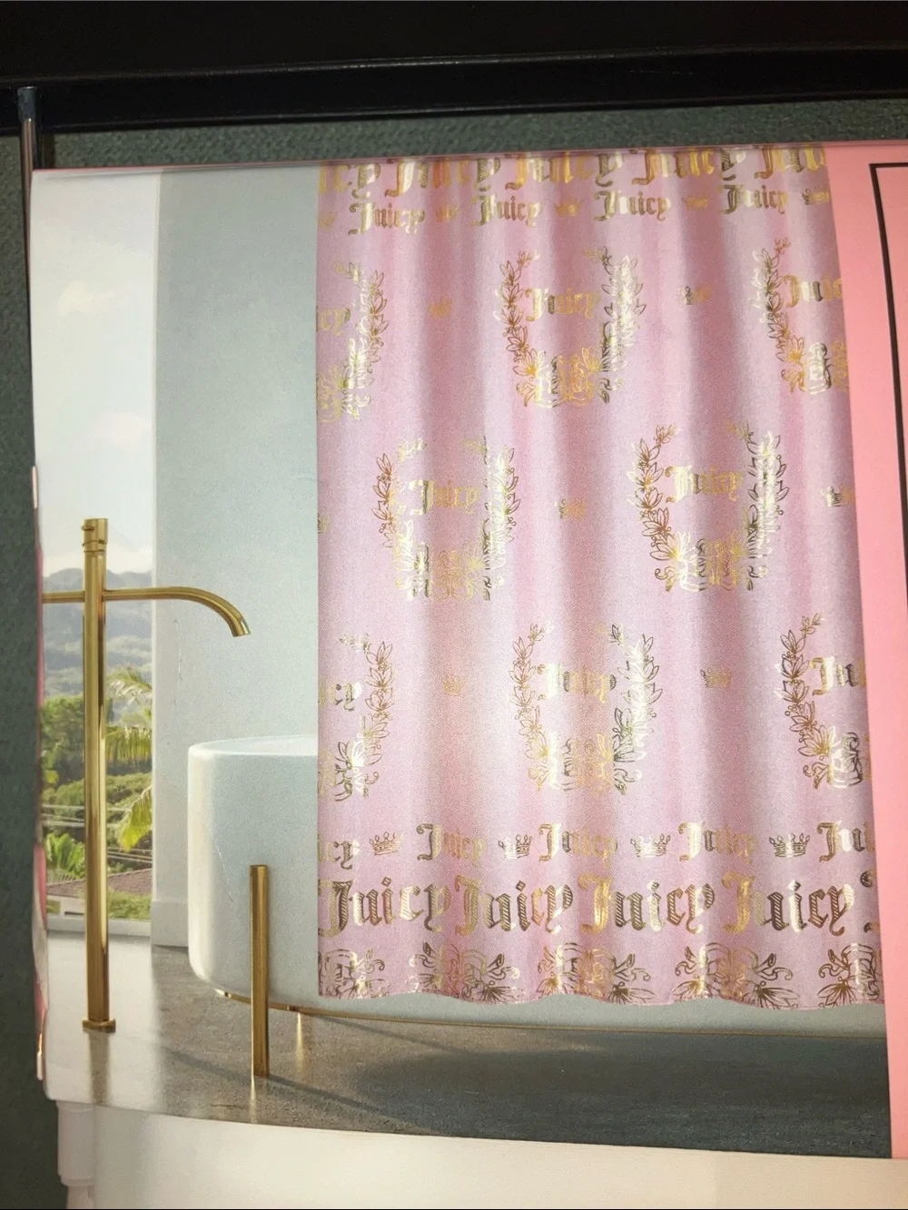 ✨Juicy Couture 14 pc shower set gorgeous pink & gold metallic curtain NWT